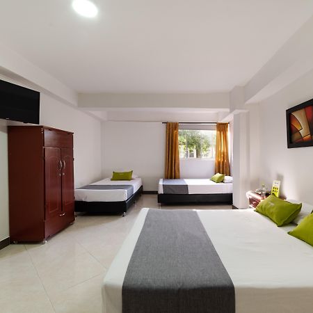 Hotel Ayenda 1234 Imperio 70 Medellín Zewnętrze zdjęcie