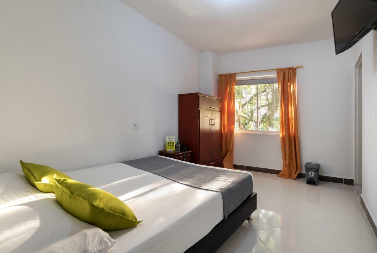 Hotel Ayenda 1234 Imperio 70 Medellín Zewnętrze zdjęcie
